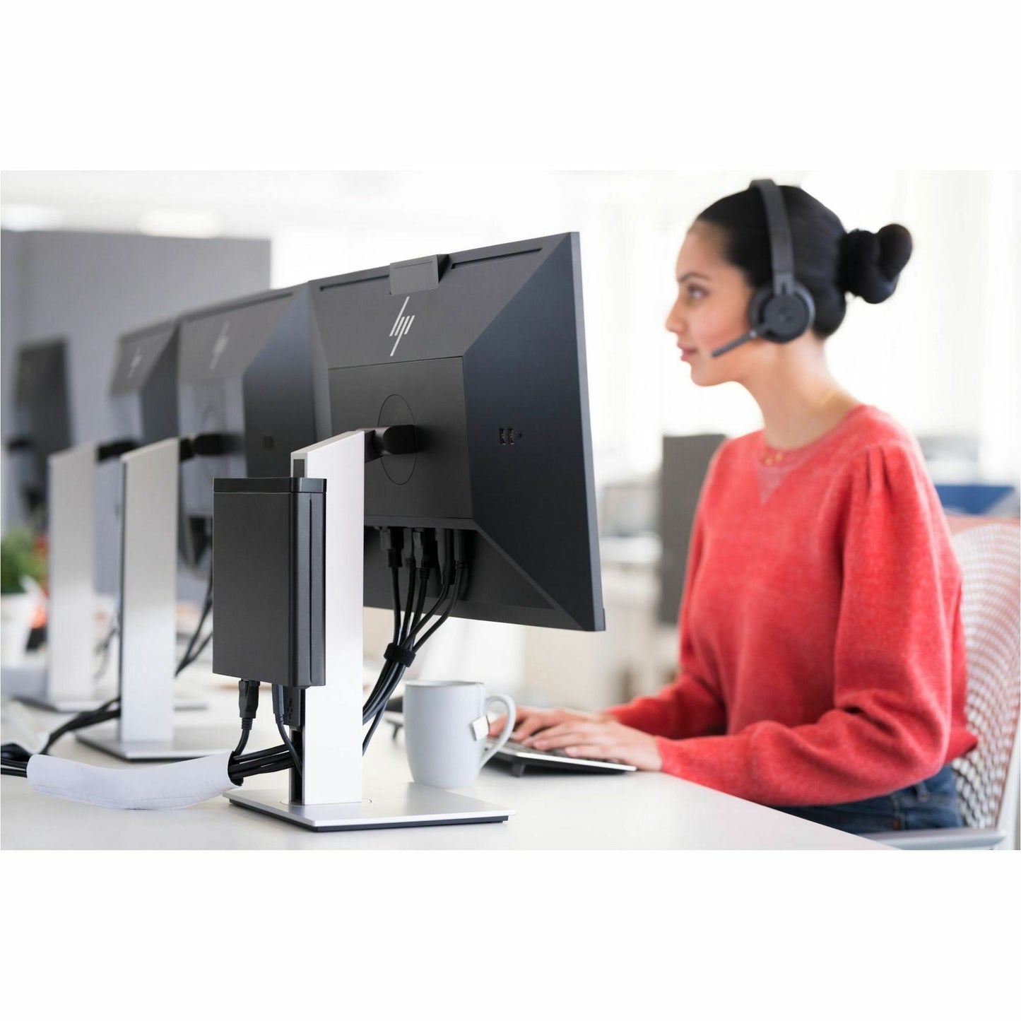 HPI SOURCING - NEW E24 G4 24" Class Full HD LCD Monitor - 16:9 - Black (9VF99AA#ABA)