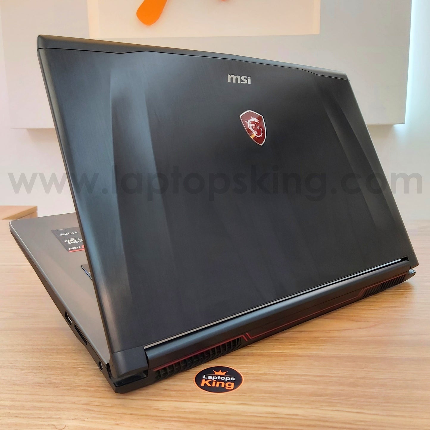MSI GF72 8RD i7-8750h GTX 1050 Ti SteelSeries 120Hz 17.3" Gaming Laptop (Used Very Clean)