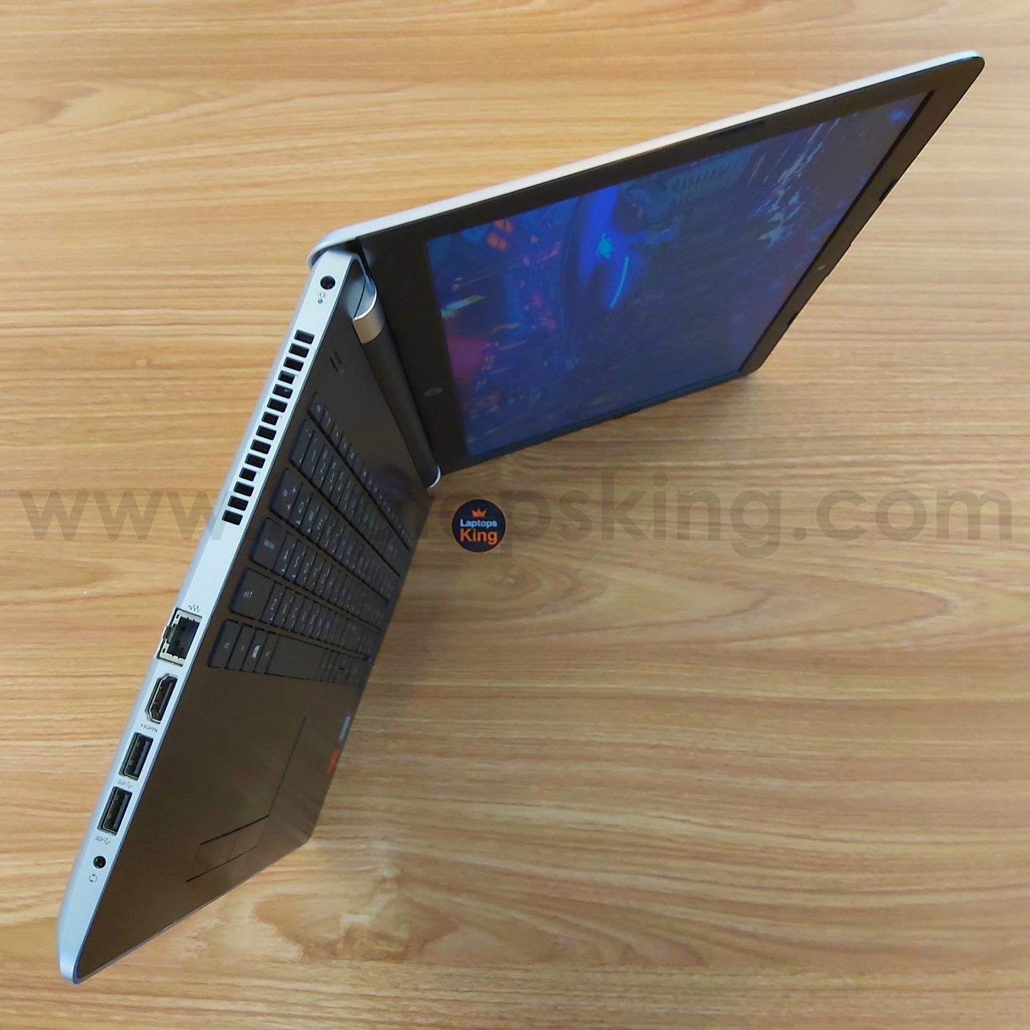 HP 15-Bs1 i5-8250u Radeon R5 M330 2gb Up To 6gb Laptop (Used Very Clean)