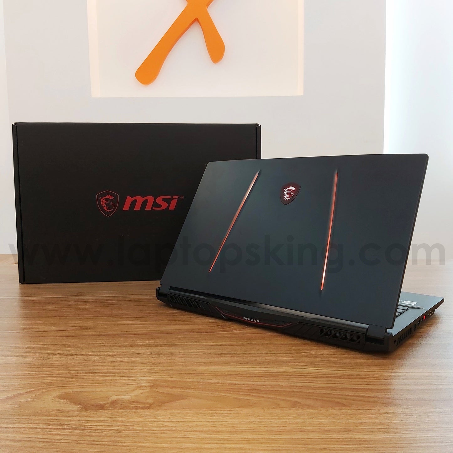 Msi Ge75 Raider 10sf Steelseries i7-10750h Rtx 2070 144hz Gaming Laptops (Brand New)