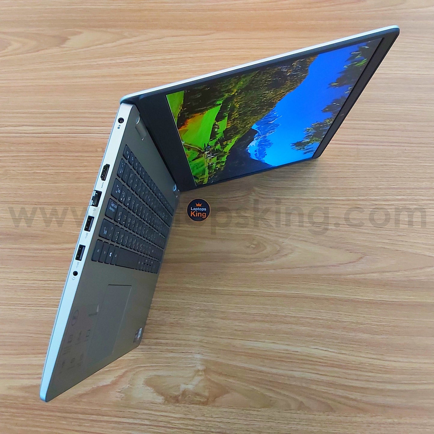 Dell Inspiron 3501 Silver i7-1165G7 VGA Iris Xe Laptop Offers (New Open Box)