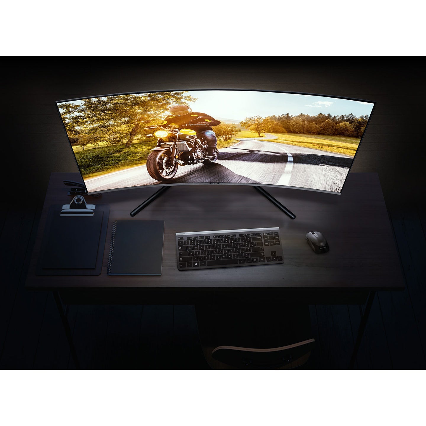 Samsung 32IN CURVED 4K MONITOR (LU32R590CWNXZA)
