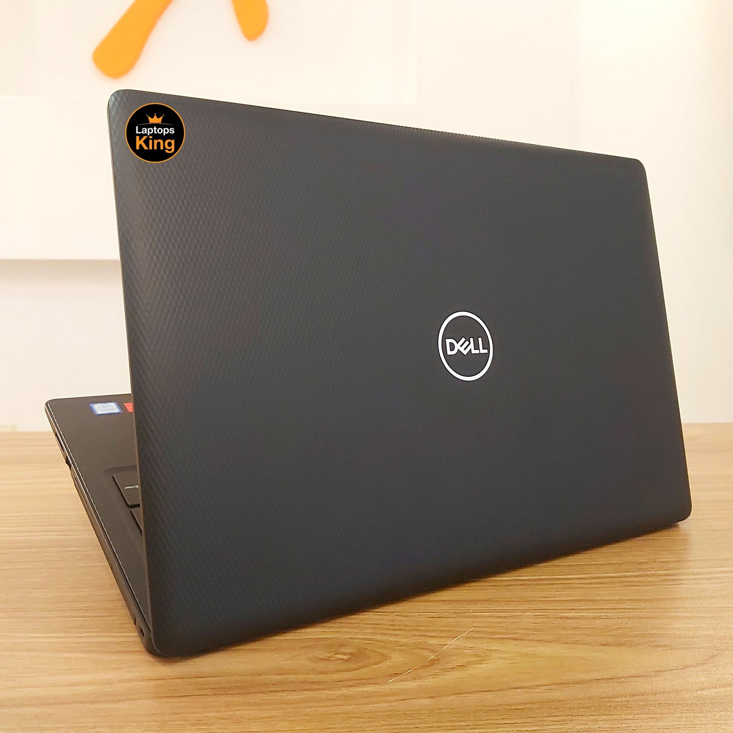 Dell Inspiron 3580 i7-8565u Radeon 520 2gb Laptop (Used Just Like New)