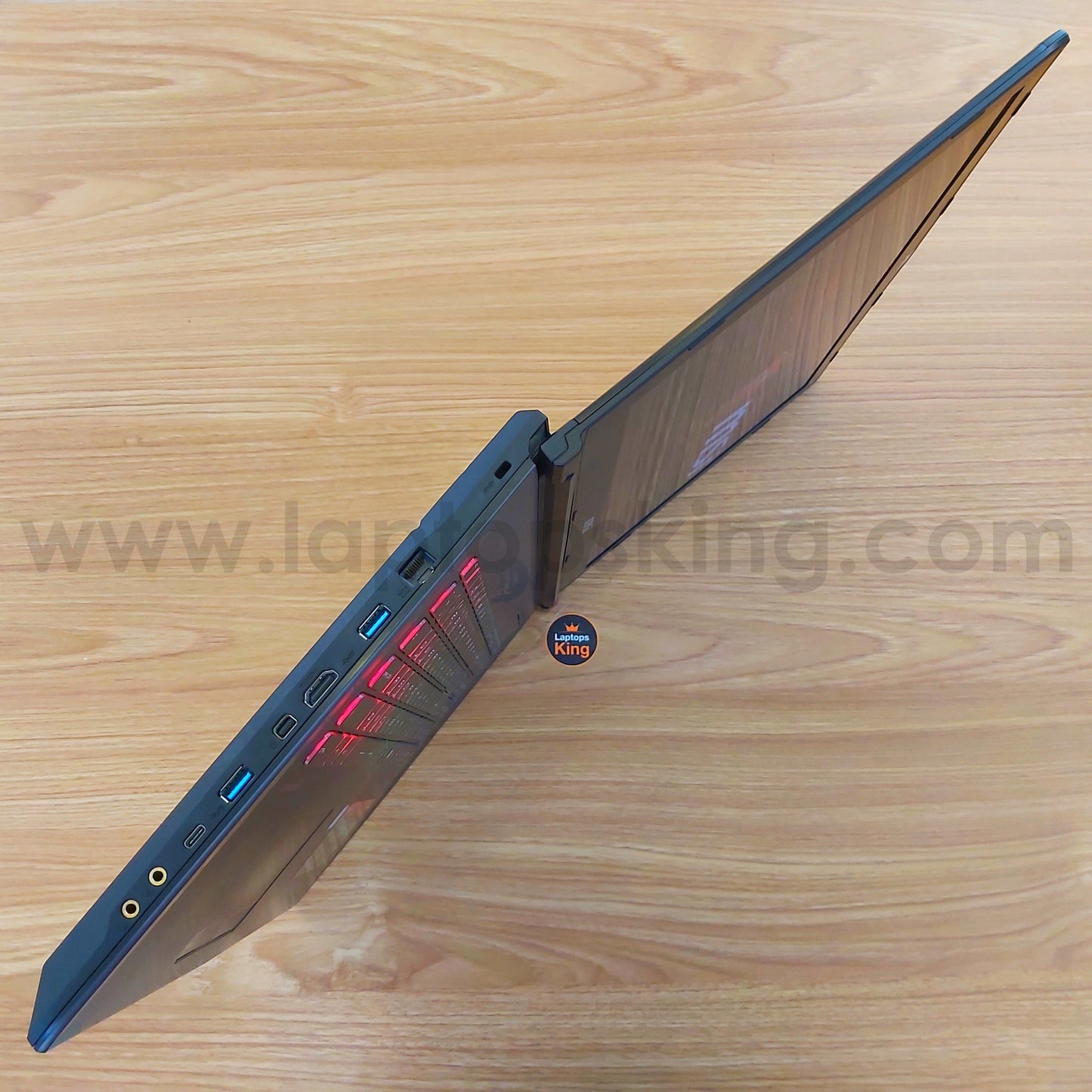 MSI GF72 8RD i7-8750h GTX 1050 Ti SteelSeries 120Hz 17.3" Gaming Laptop (Used Very Clean)