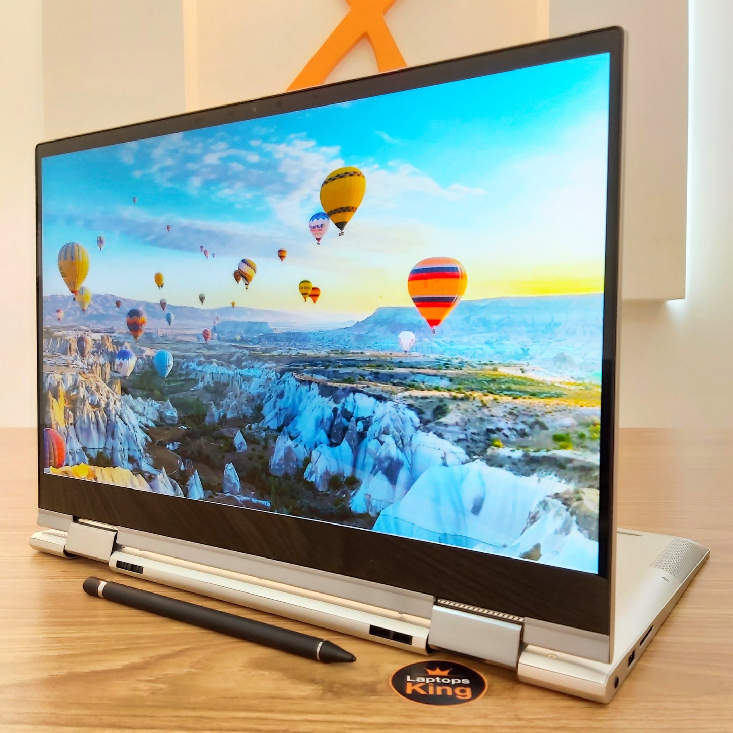 Dell Inspiron 7500 2in1 i5-1035G1 15.6" Flip Touchscreen Laptop (Open Box)