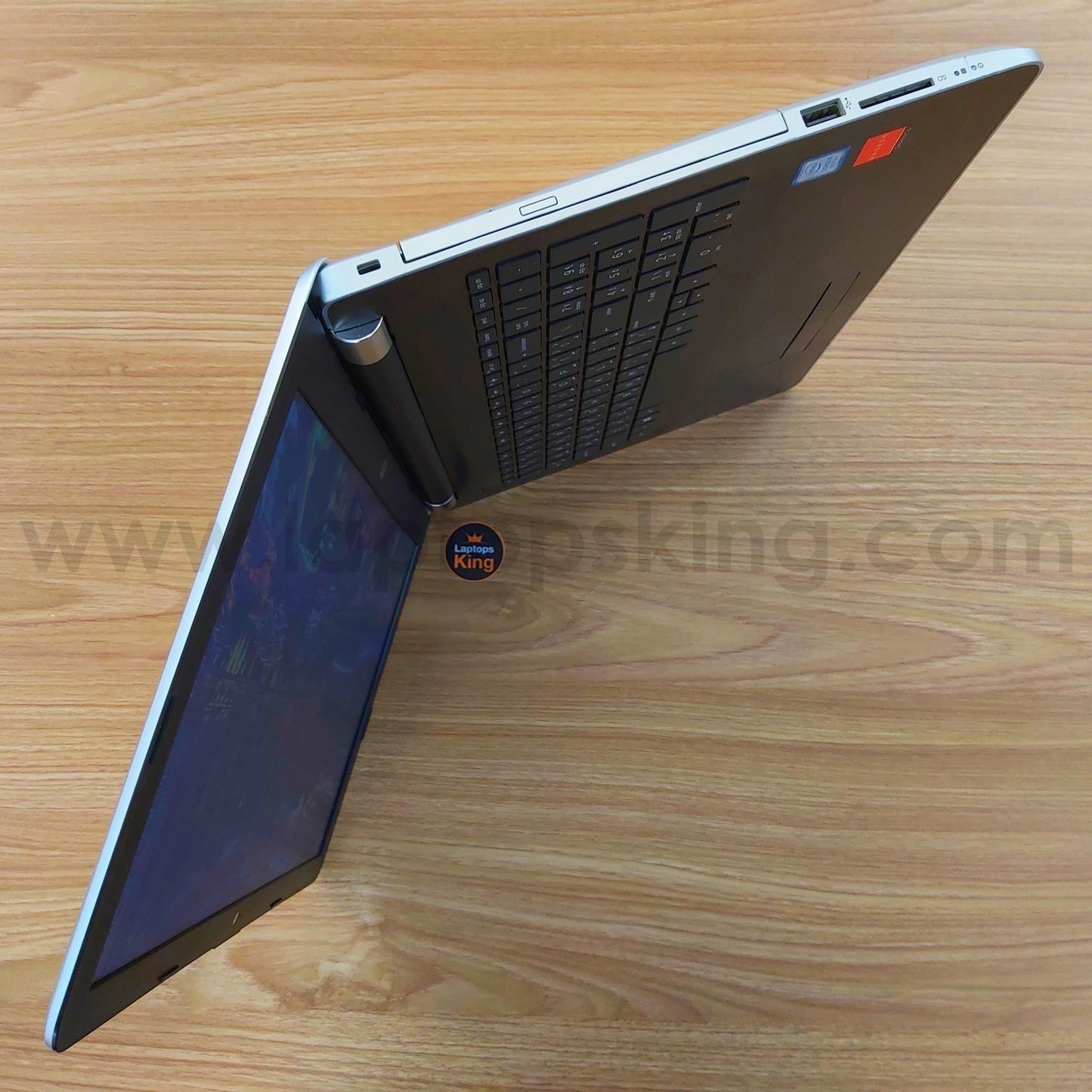 HP 15-Bs1 i5-8250u Radeon R5 M330 2gb Up To 6gb Laptop (Used Very Clean)