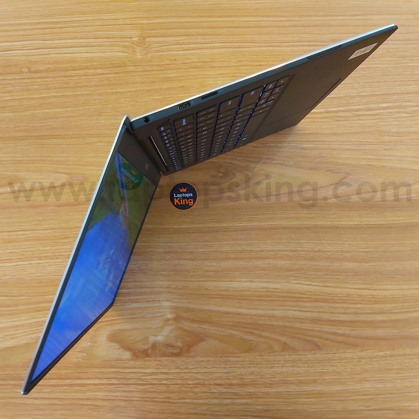 Dell XPS 13 7390 i7-10710U 13.3" Laptop Offer (New Open Box)