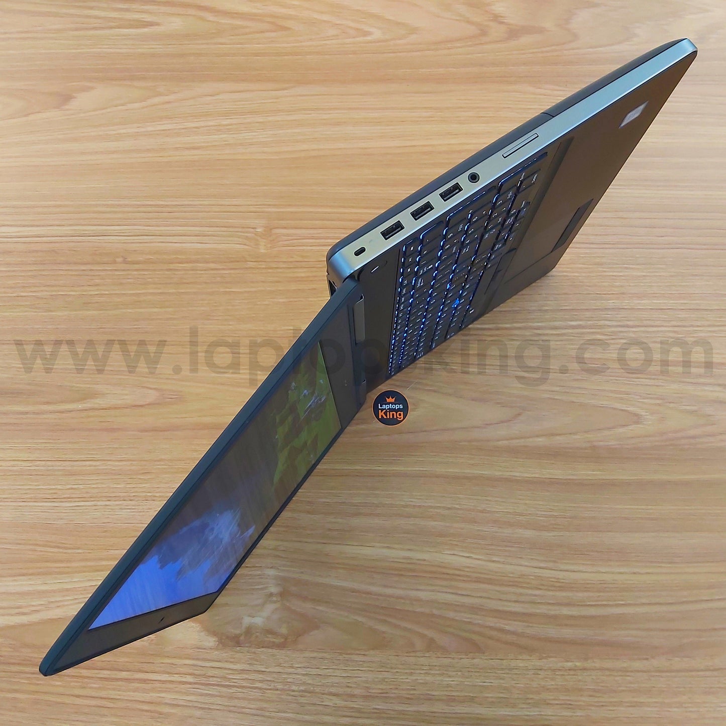 Dell Precision 7520 Core i7 Nvidia Quadro M1200 4gb 15.6" Laptops (Open Box)