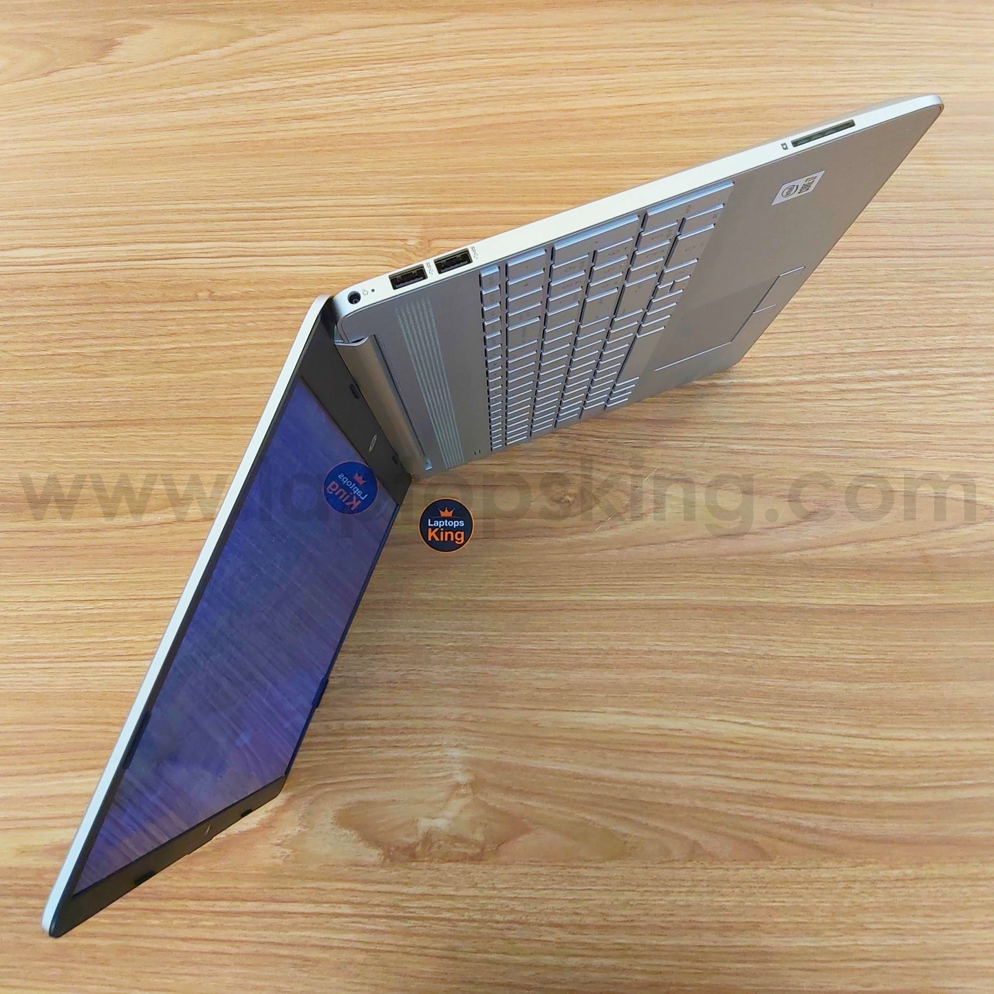 HP 15-DW2 i7-1065G7 Iris Plus Laptop Offer (New Open Box)