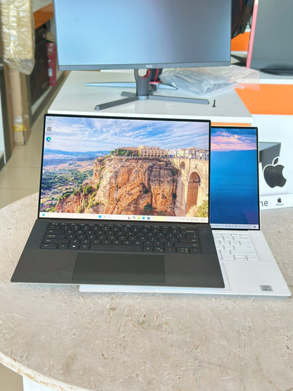 DELL XPS 15 SERIES 9500 CORE i7-10750H GEFORCE GTX 1650 Ti 4GB 15.6” FHD SCREEN (USED VERY CLEAN)