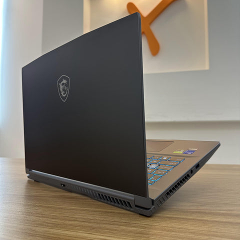 Msi Thin 15 B13UC-2004CA Core i7-13620h Rtx 3050 144hz 15.6" Gaming Laptops (Brand New)