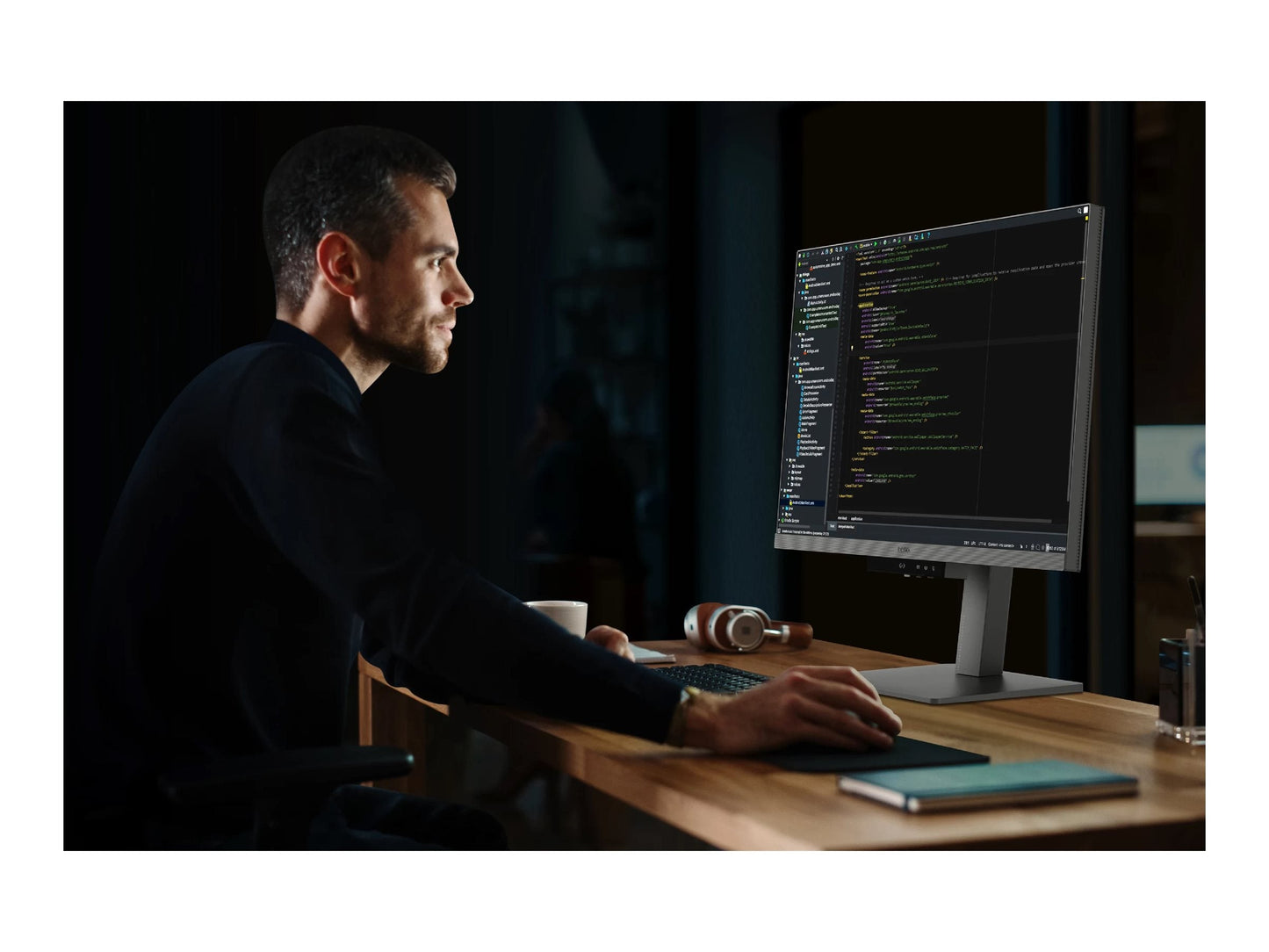 BenQ RD280U 28" Programming LED Monitor, 4K+ 3840x2560, IPS, HDR400, USB-C, KVM Switch, Height Adjustable, Eye Care, MoonHalo Backlight - RD280U (1 Year Warranty)